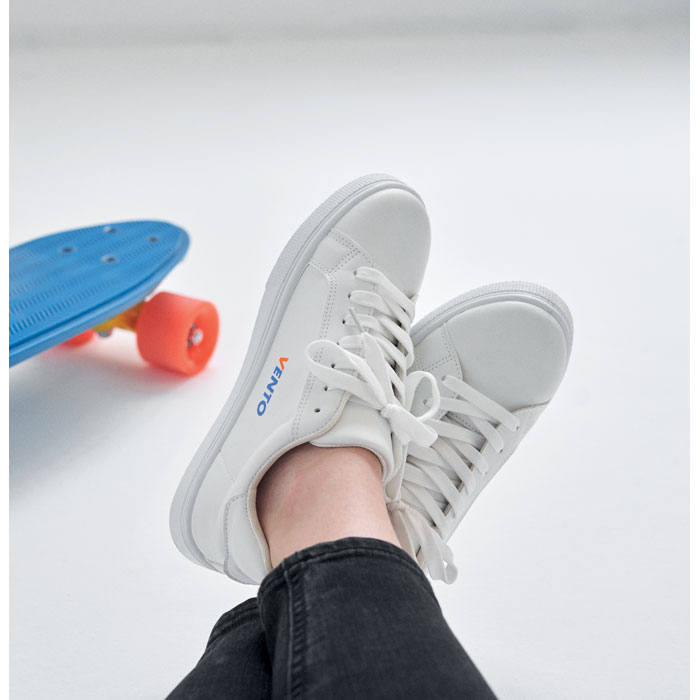 BLANCOS Sneakers str. 39 5